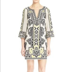 Alice + Olivia Black and Cream Geometric Dress